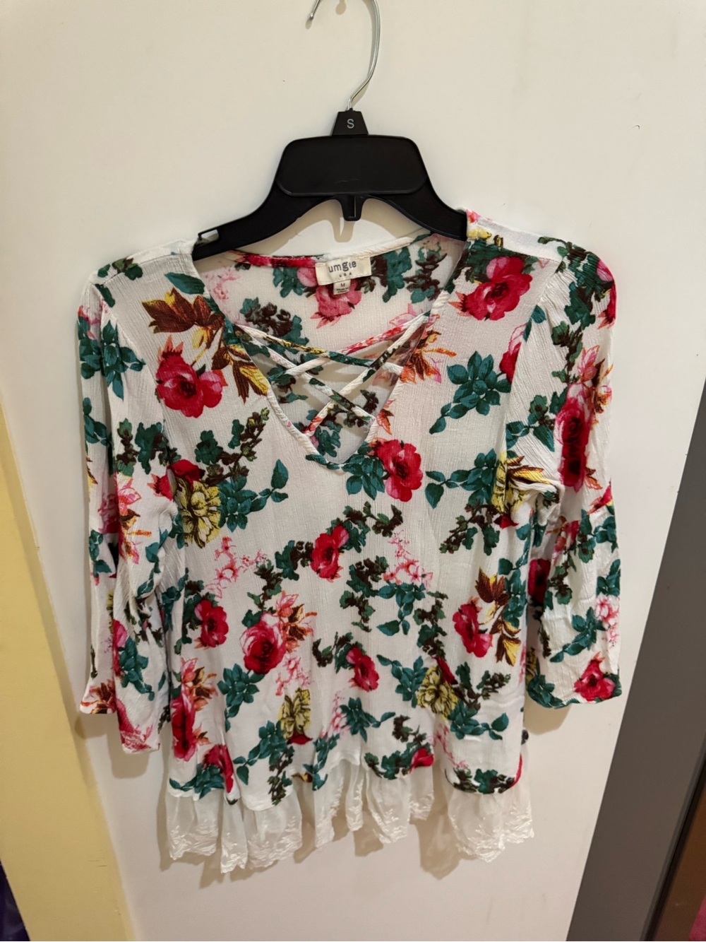 Umgee Floral Lace-Trim White V-Neck Top with Red & Green Print